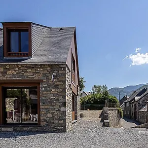 https://ltable-dauguste.midi-pyreneeshotels.com